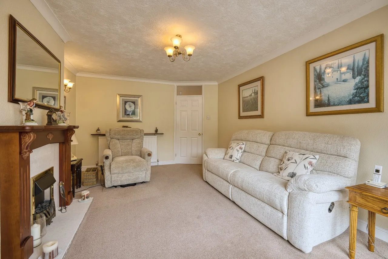 Freda Close, Broadstairs, CT10, photo 5