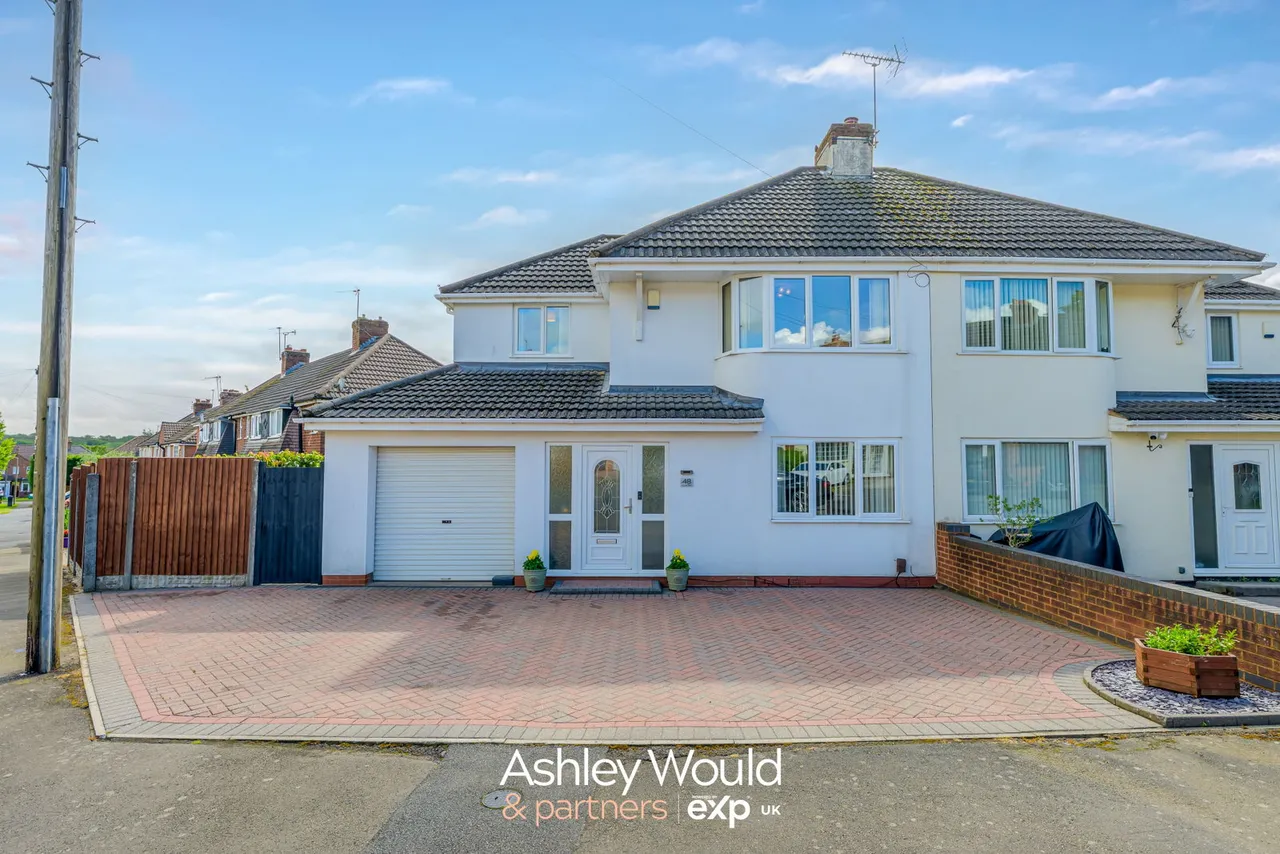 4 bed house for sale — Lyndon Road, Rednal, Birmingham, B45 9UR