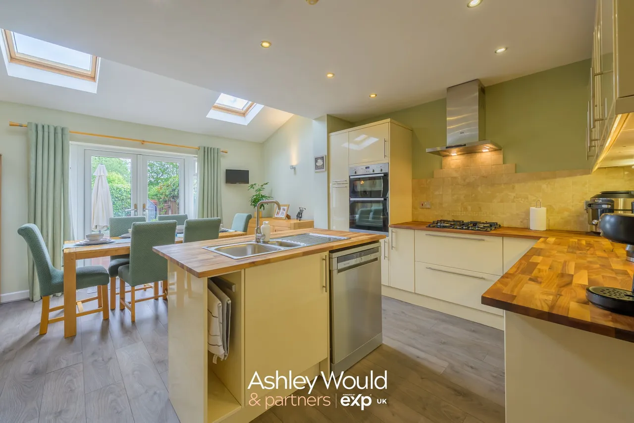 Lyndon Road, Rednal, Birmingham, B45 9UR, photo 4