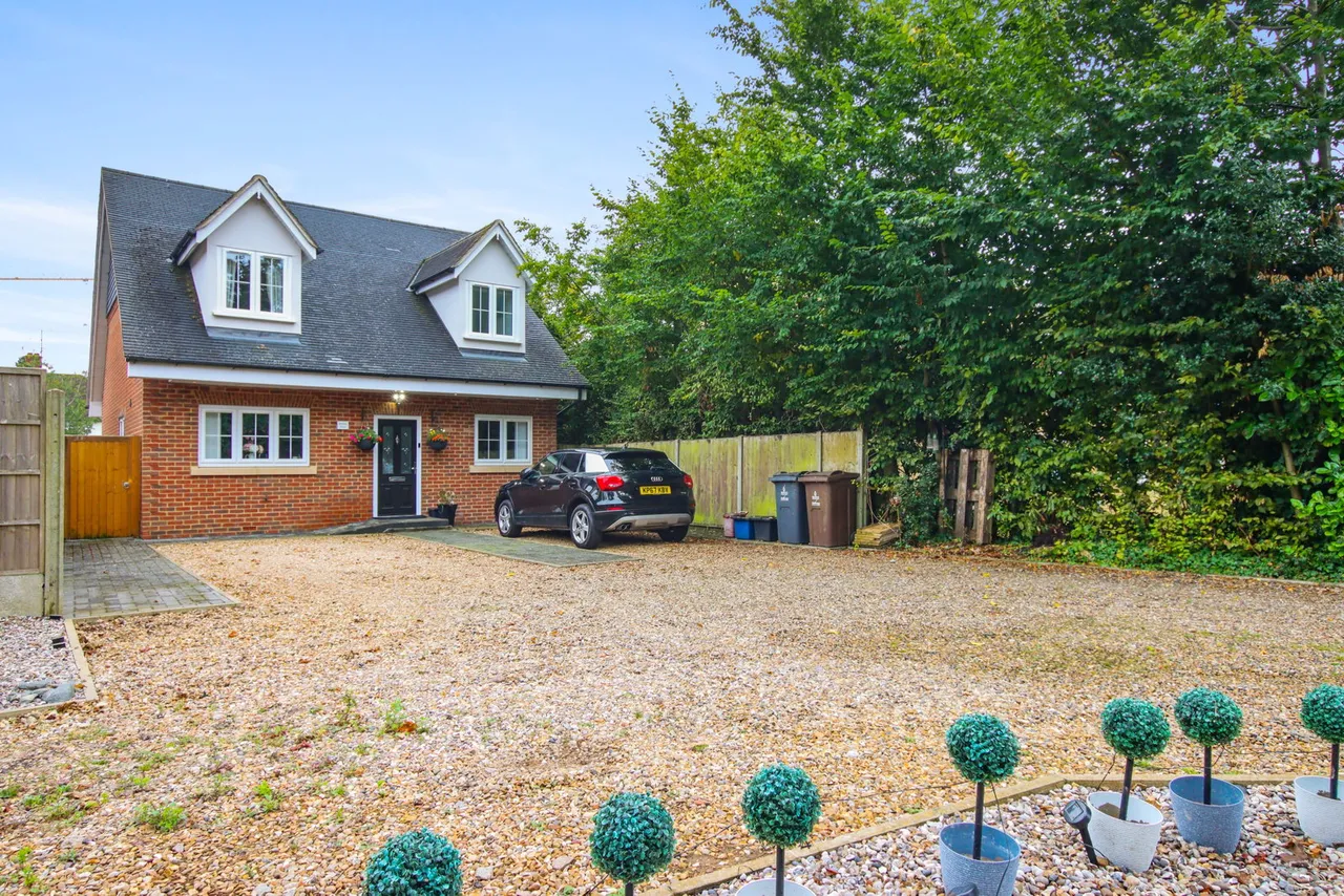 3 bed house for sale — Maxwell Road, Stevenage, SG1 2EP