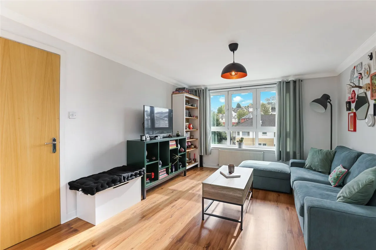 Croft Gardens, Cambuslang, G72, photo 7