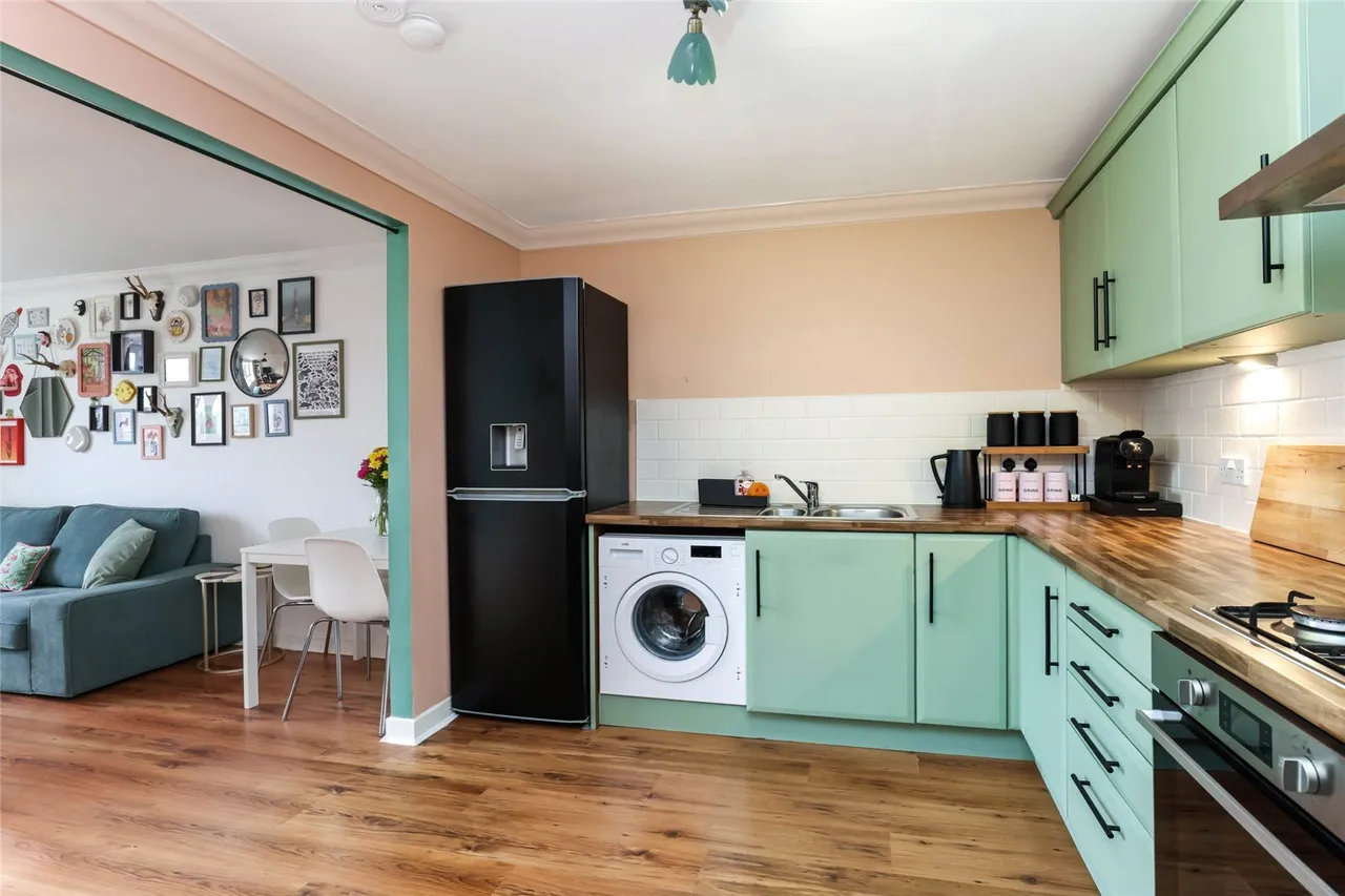 Croft Gardens, Cambuslang, G72, photo 10