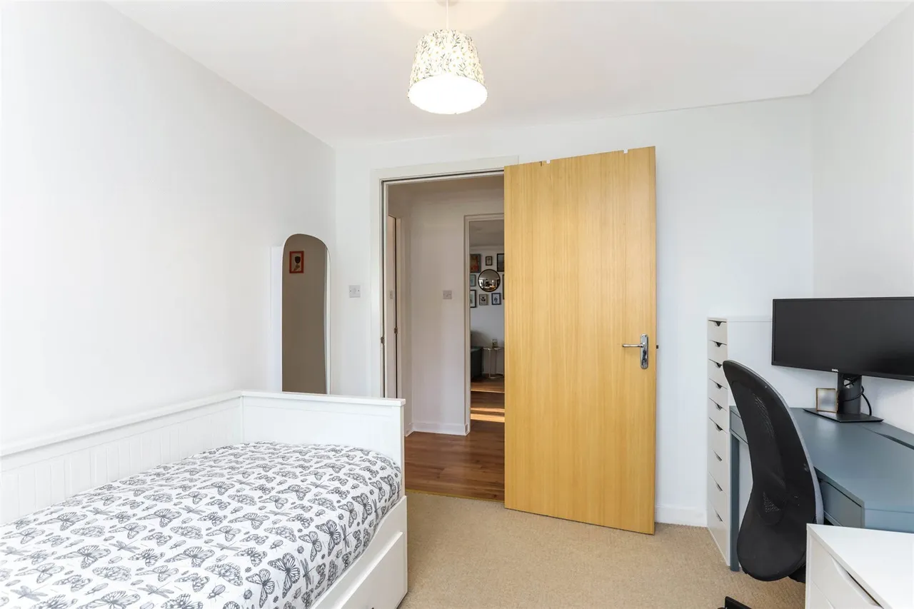 Croft Gardens, Cambuslang, G72, photo 16