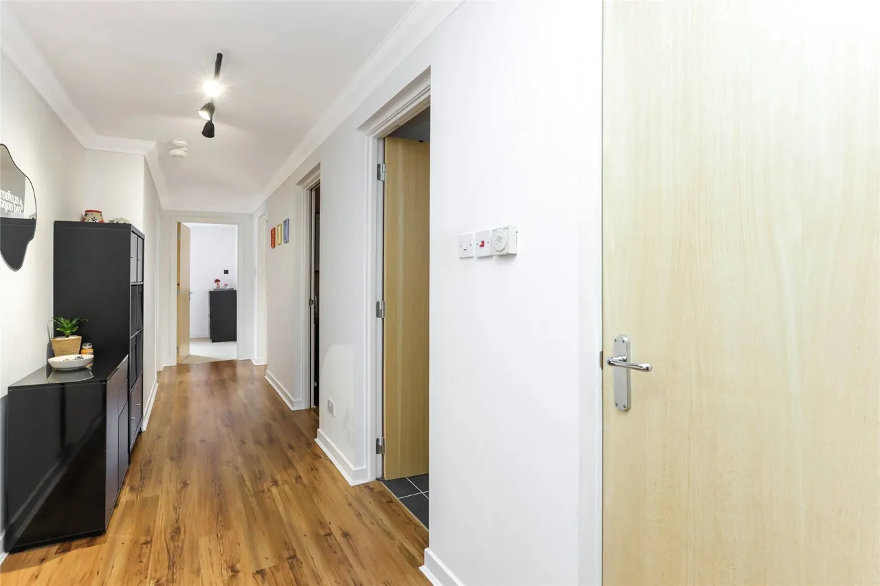 Croft Gardens, Cambuslang, G72, photo 6