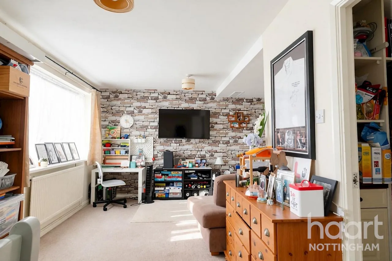 Queens Road, Radcliffe on Trent, NG12, photo 6