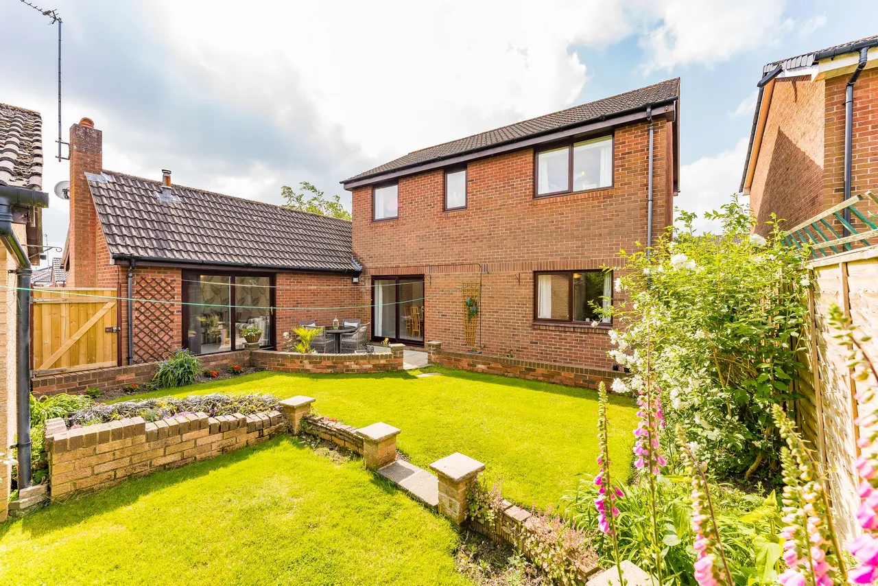Elmridge, Leigh, Leigh, WN7 1HN, photo 22