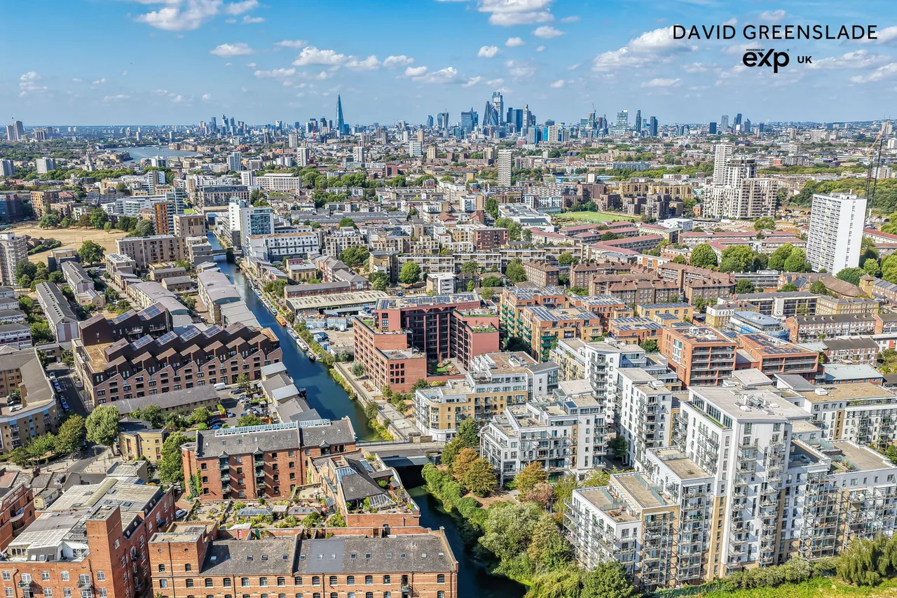 Kara Court, Caspian Wharf, E3, photo 12