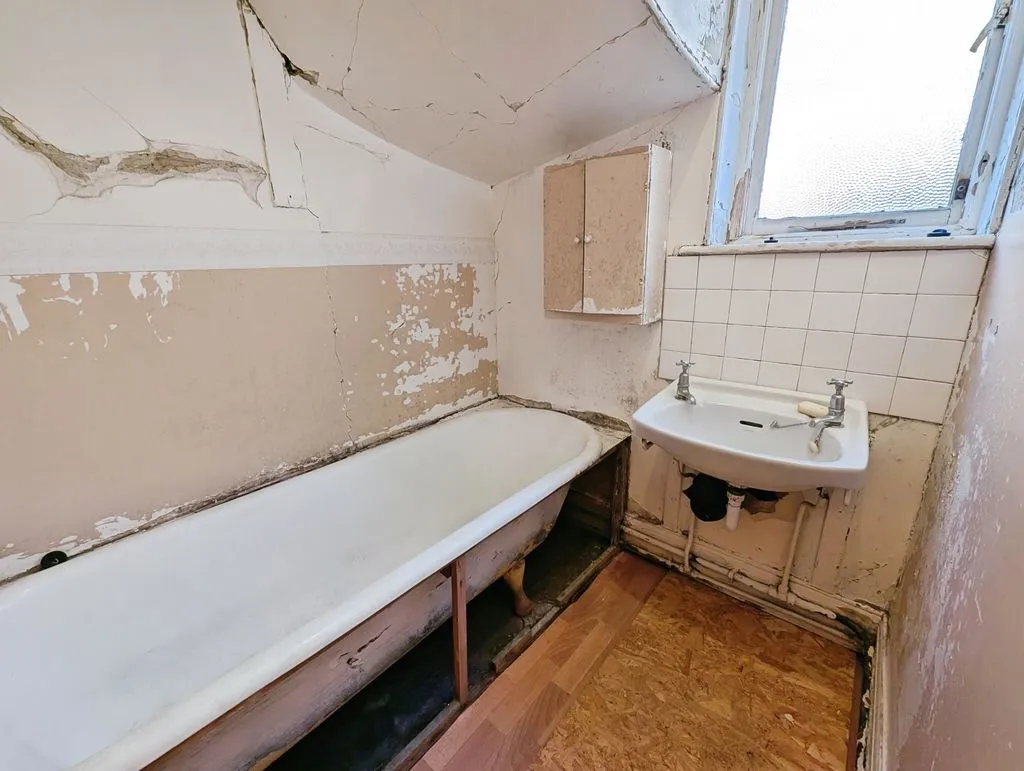 Newcastle Upon Tyne NE4 9NN, NE4, photo 6