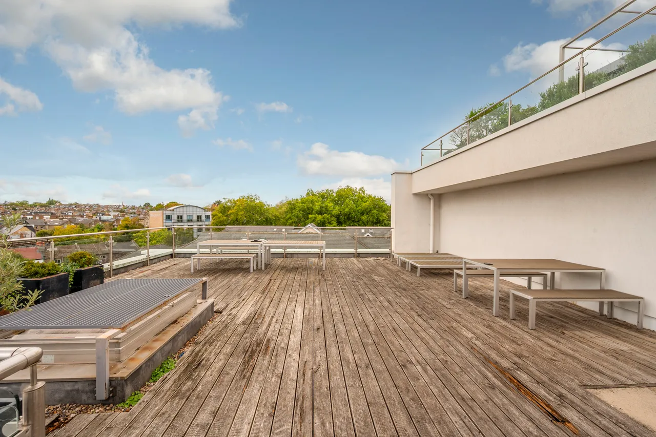 Flat 63, 11 Point Pleasant, London, photo 8