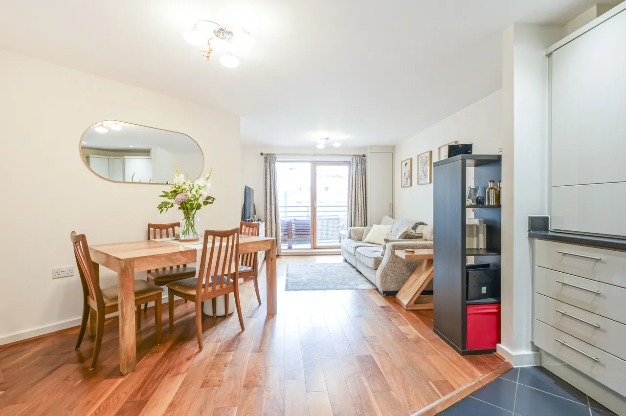 Flat 15 Cuthbert Bell Tower, 4 Pancras Way, London, photo 2
