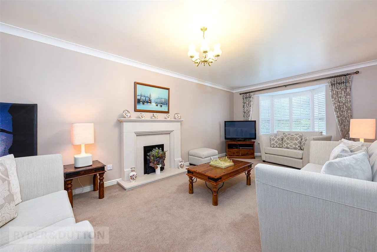Hall Close, Meltham, HD9, photo 3