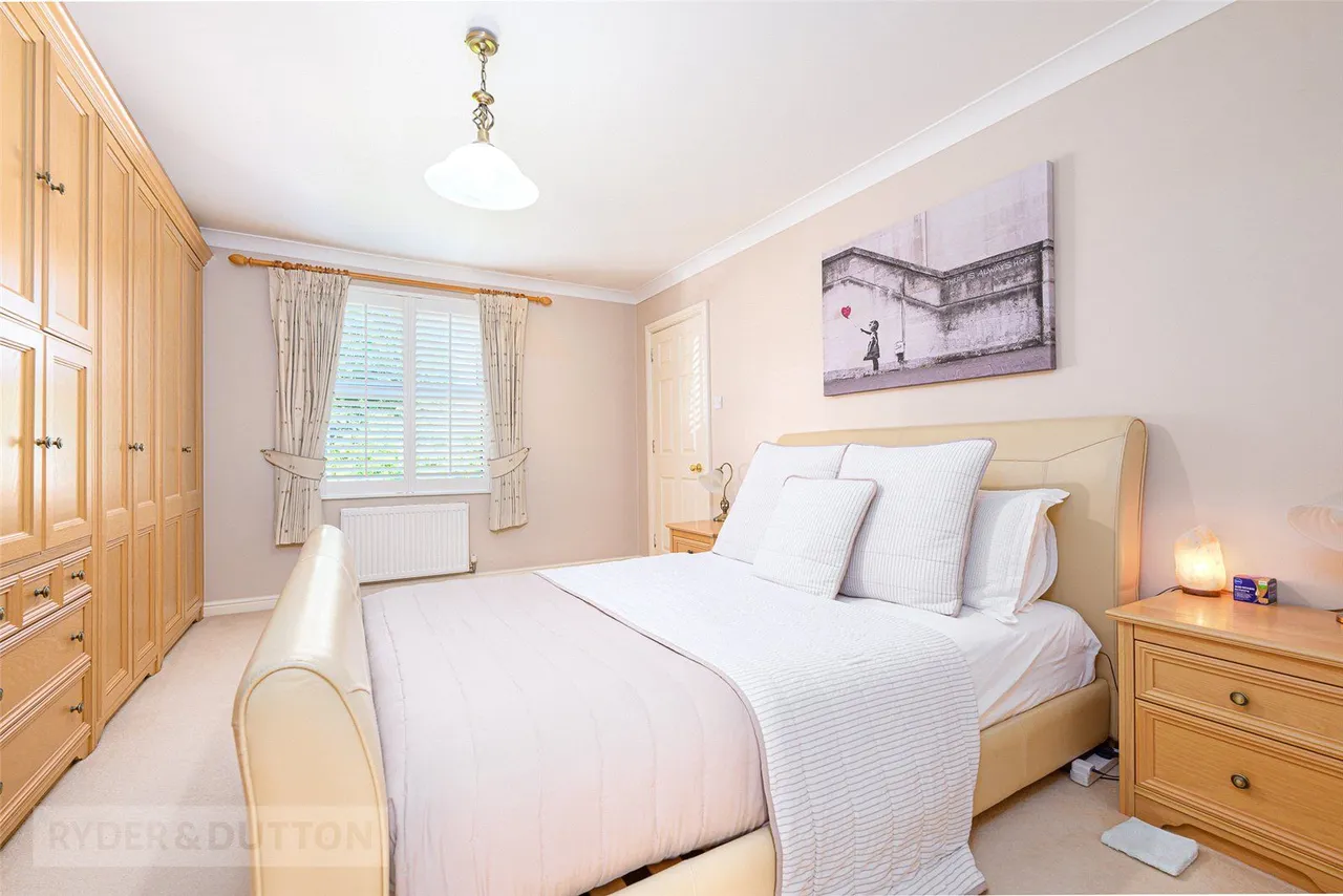 Hall Close, Meltham, HD9, photo 11