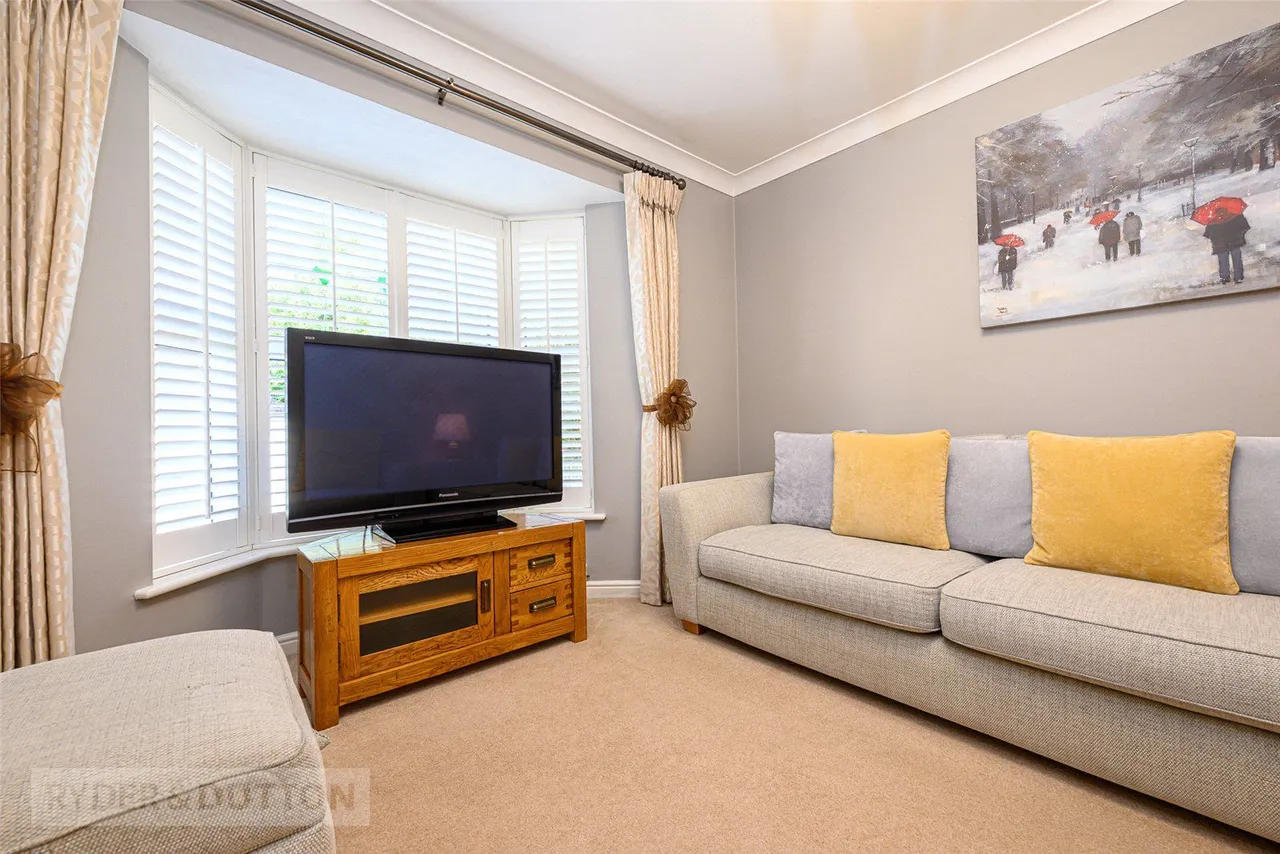 Hall Close, Meltham, HD9, photo 10