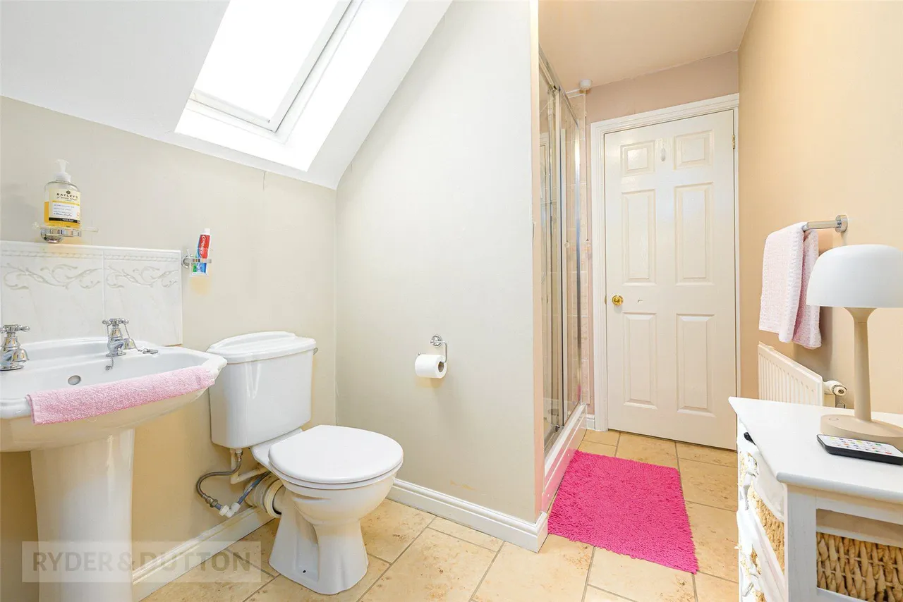 Hall Close, Meltham, HD9, photo 20