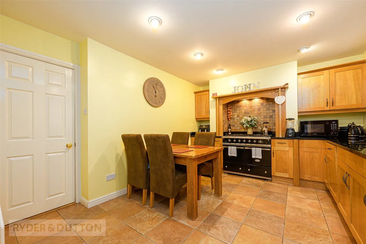 Hall Close, Meltham, HD9, photo 7