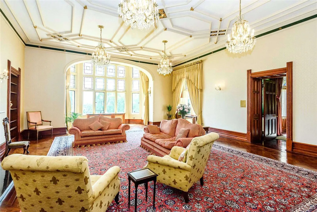 Wyfold Court, Kingwood, Henley-on-Thames, Oxfordshire, RG9 5WF, photo 5