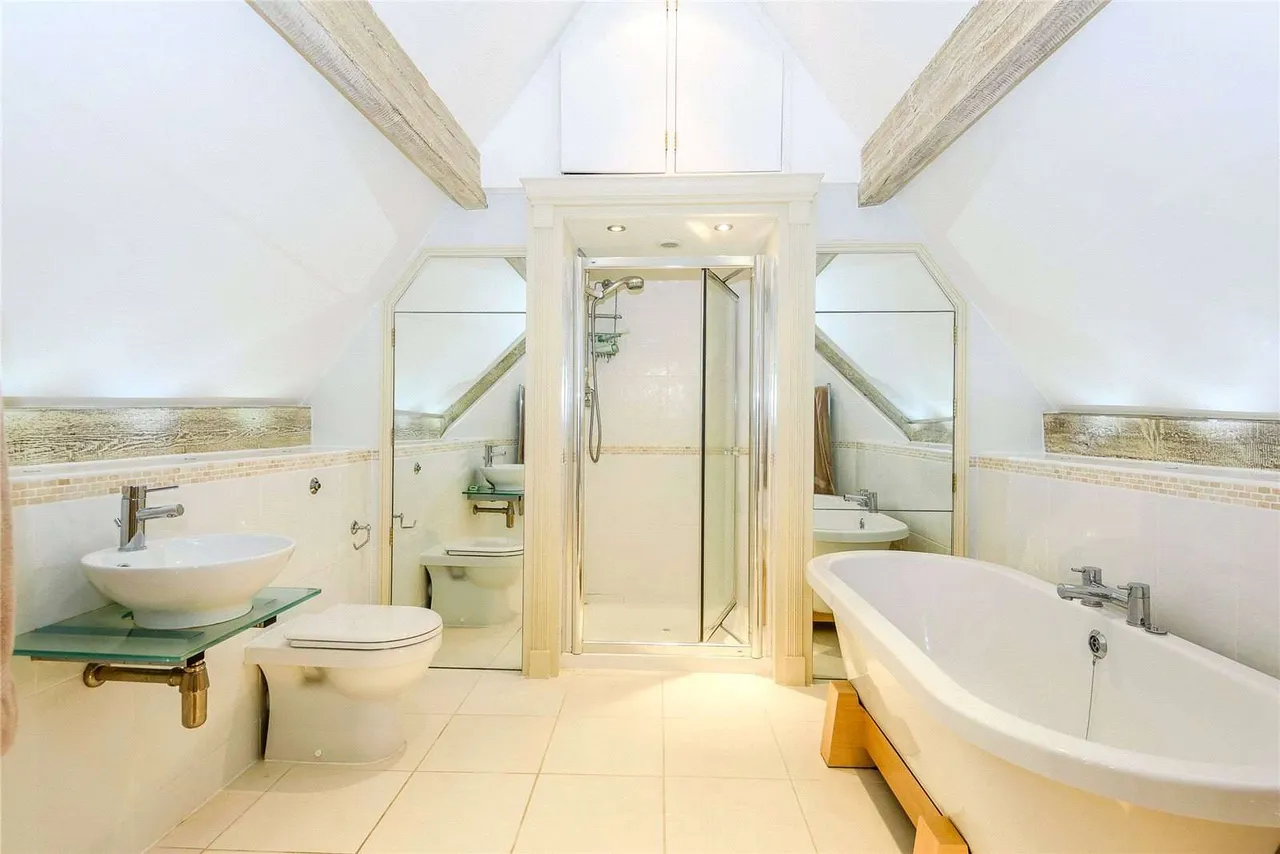 Wyfold Court, Kingwood, Henley-on-Thames, Oxfordshire, RG9 5WF, photo 9