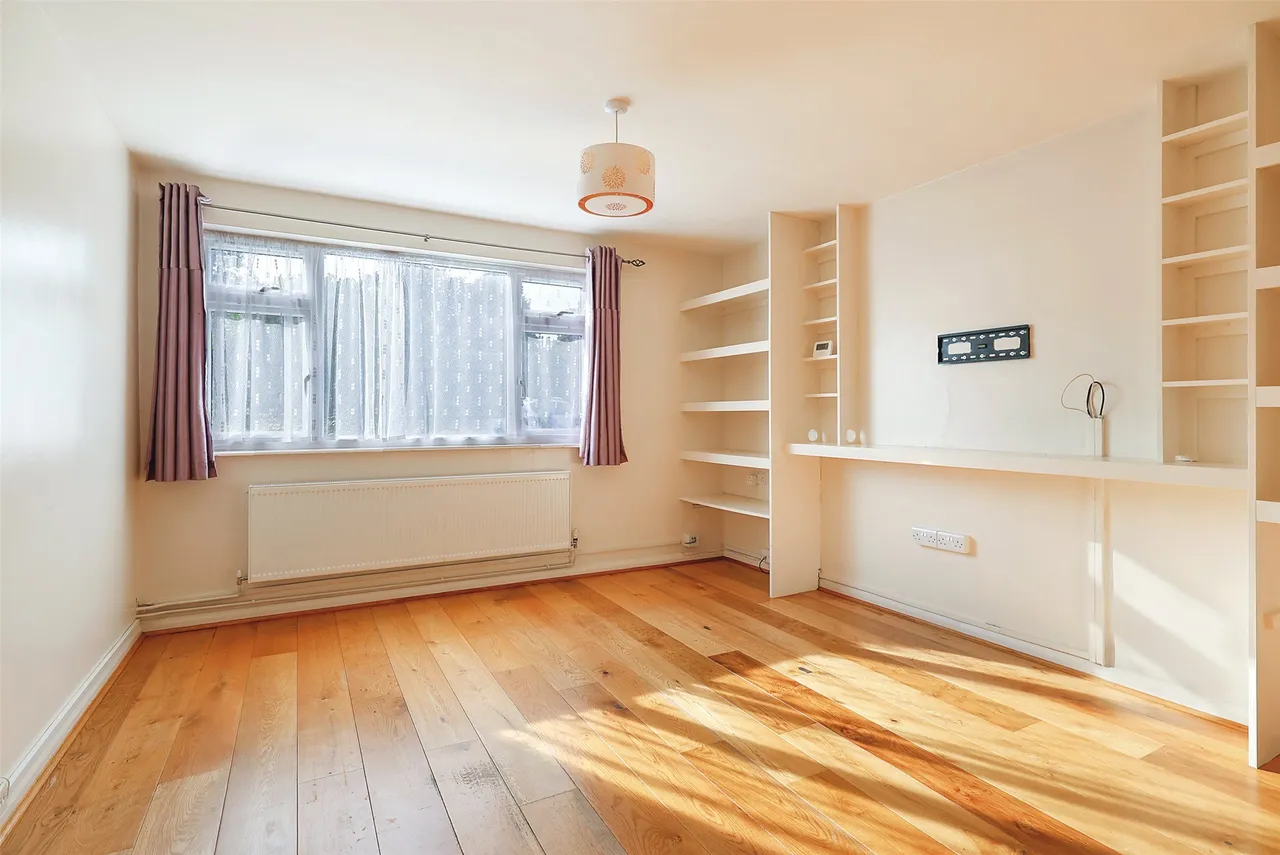 George Horley Place, Newdigate, RH5, photo 3