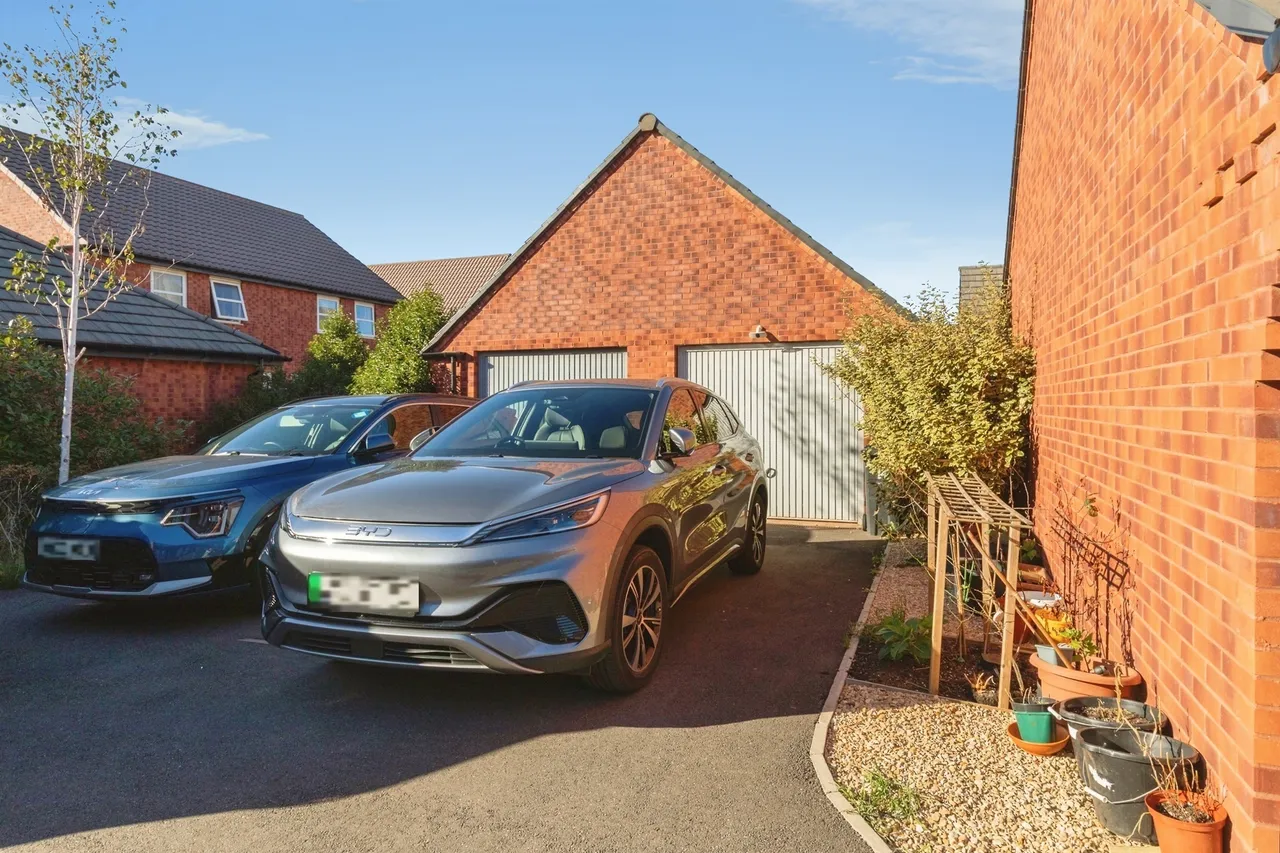 Dowsell Way, Yate, BS37, photo 4