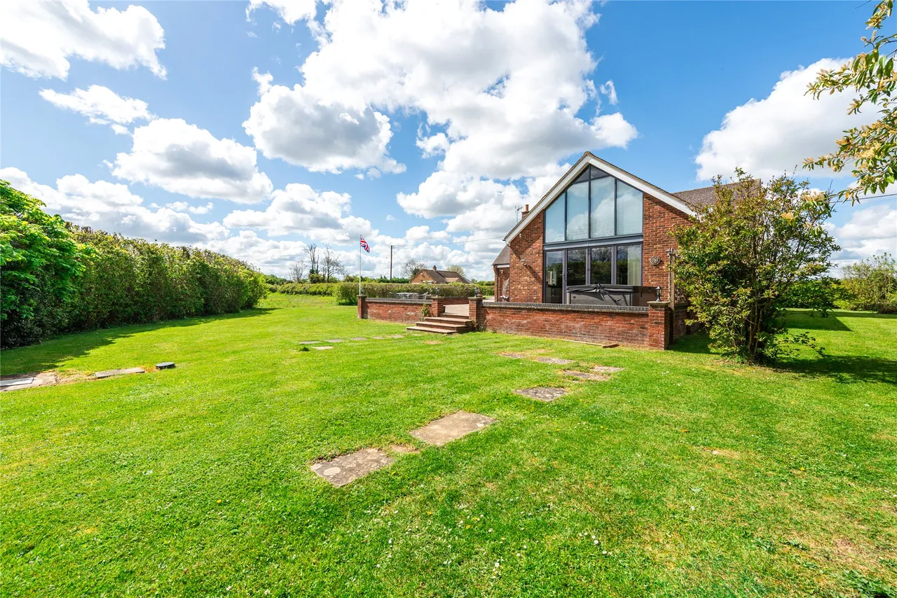 Bourne End Road, Cranfield, MK43, photo 12