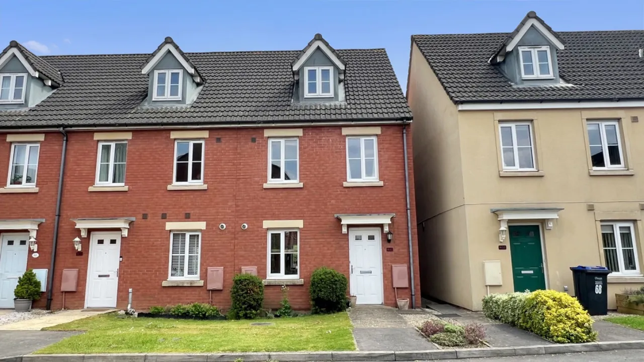 3 bed house to rent — Primmers Place, Westbury