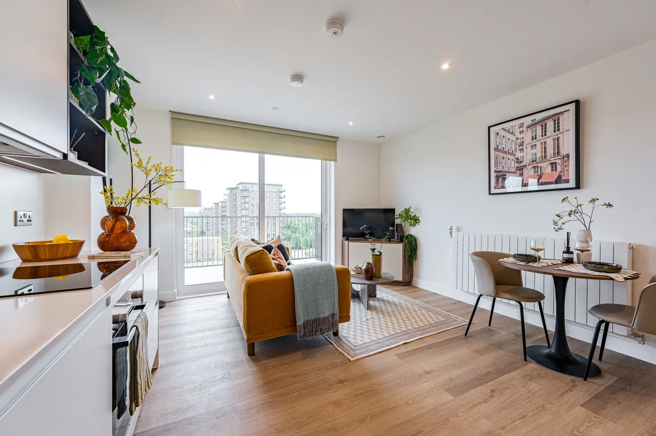 Showflat 6 (3 bed) Navigator Place, Kidbrooke Village, photo 11