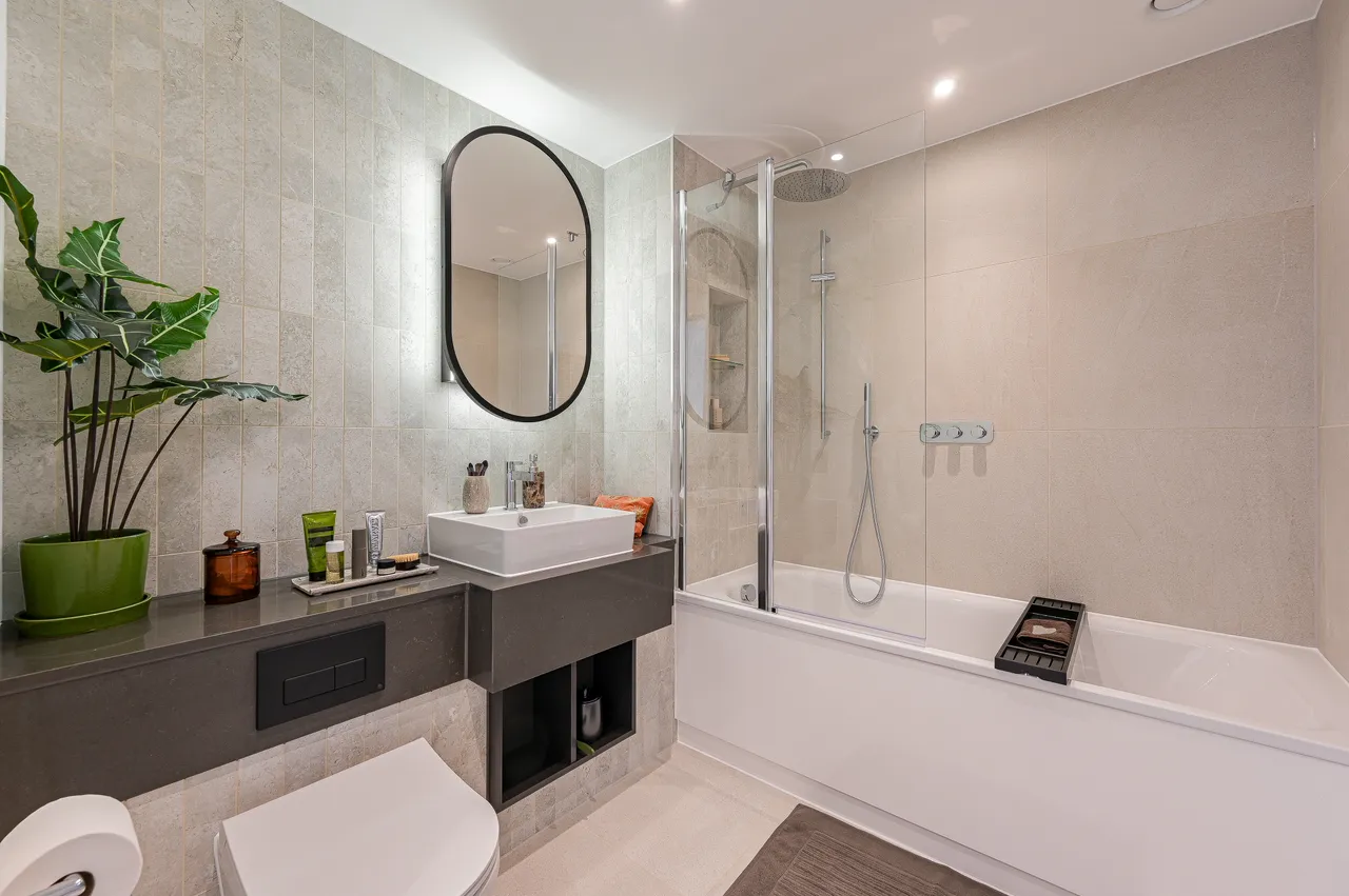 Showflat 6 (3 bed) Navigator Place, Kidbrooke Village, photo 3