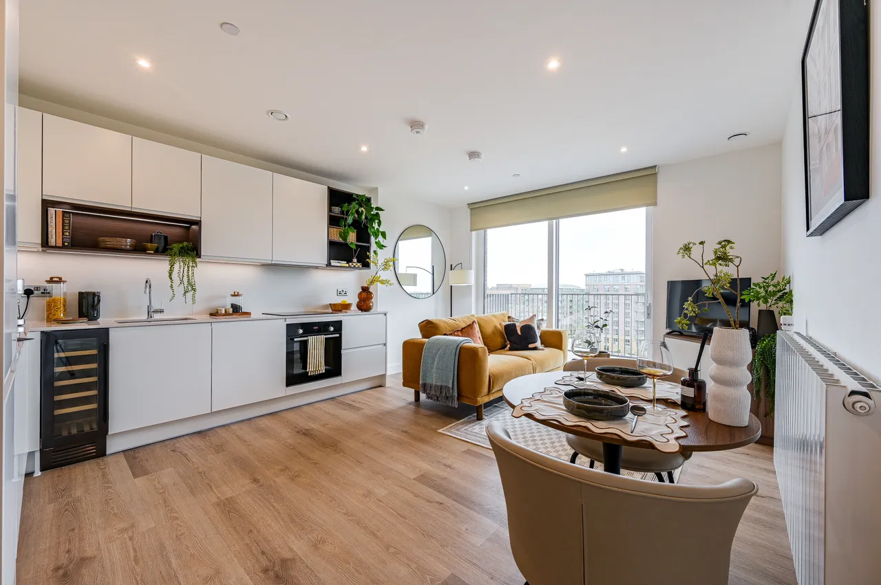Showflat 6 (3 bed) Navigator Place, Kidbrooke Village, photo 8