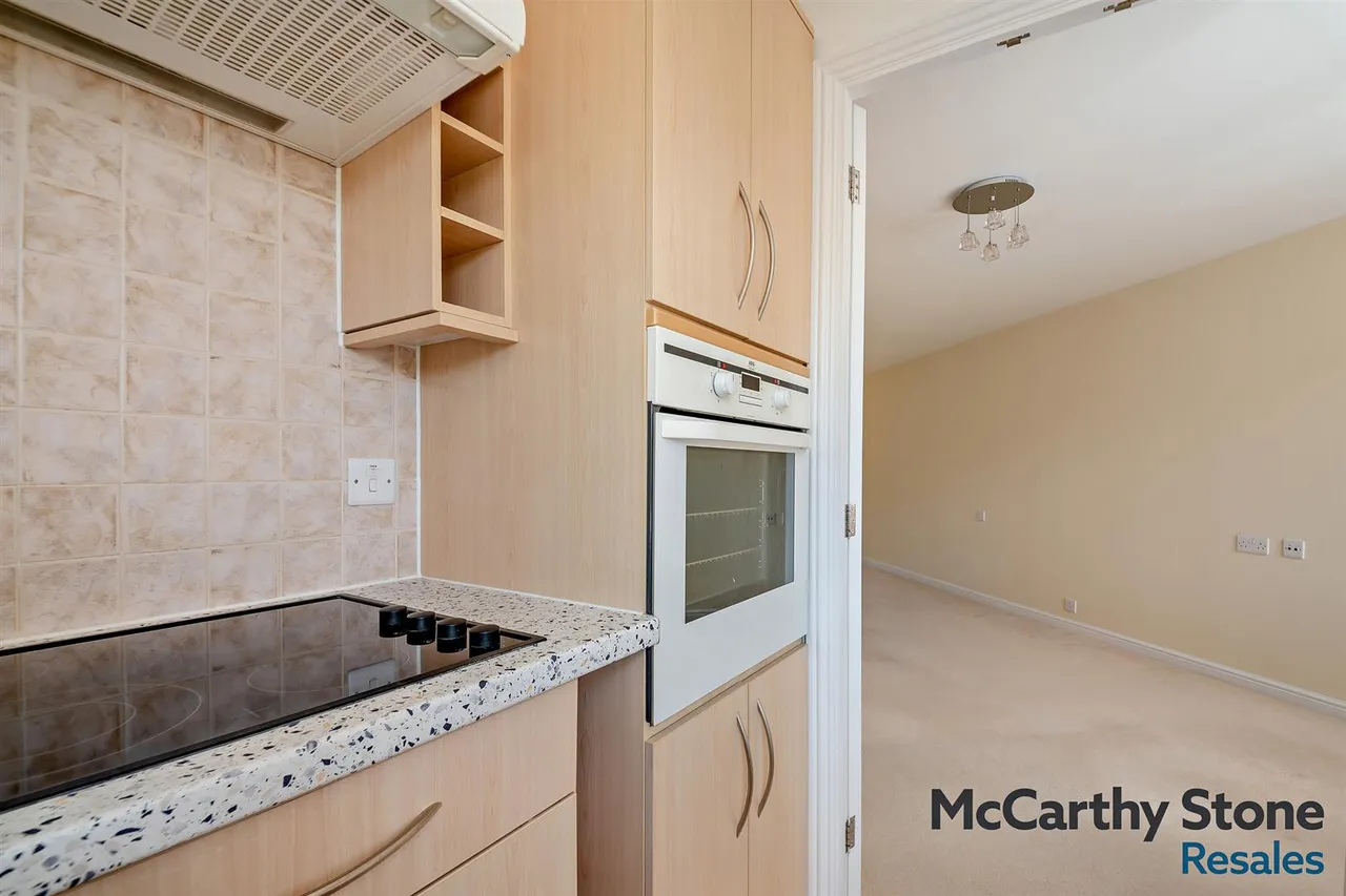 Western Avenue, Newbury, RG14, photo 11