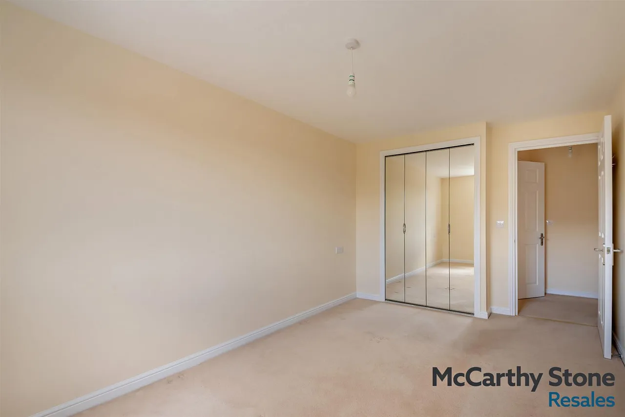 Western Avenue, Newbury, RG14, photo 5