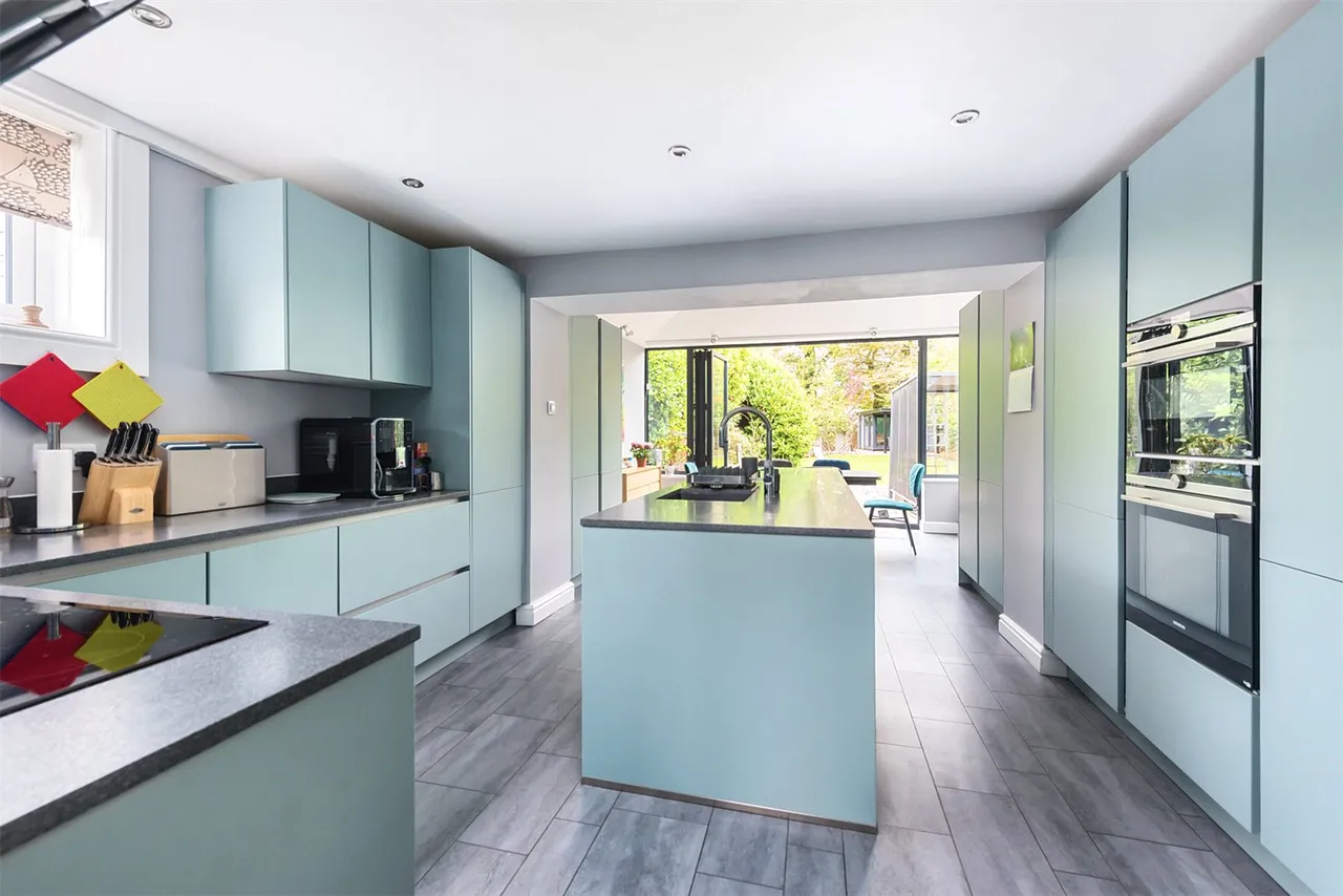 Firacre Road, Ash Vale, Guildford, Surrey, GU12 5JT, photo 4