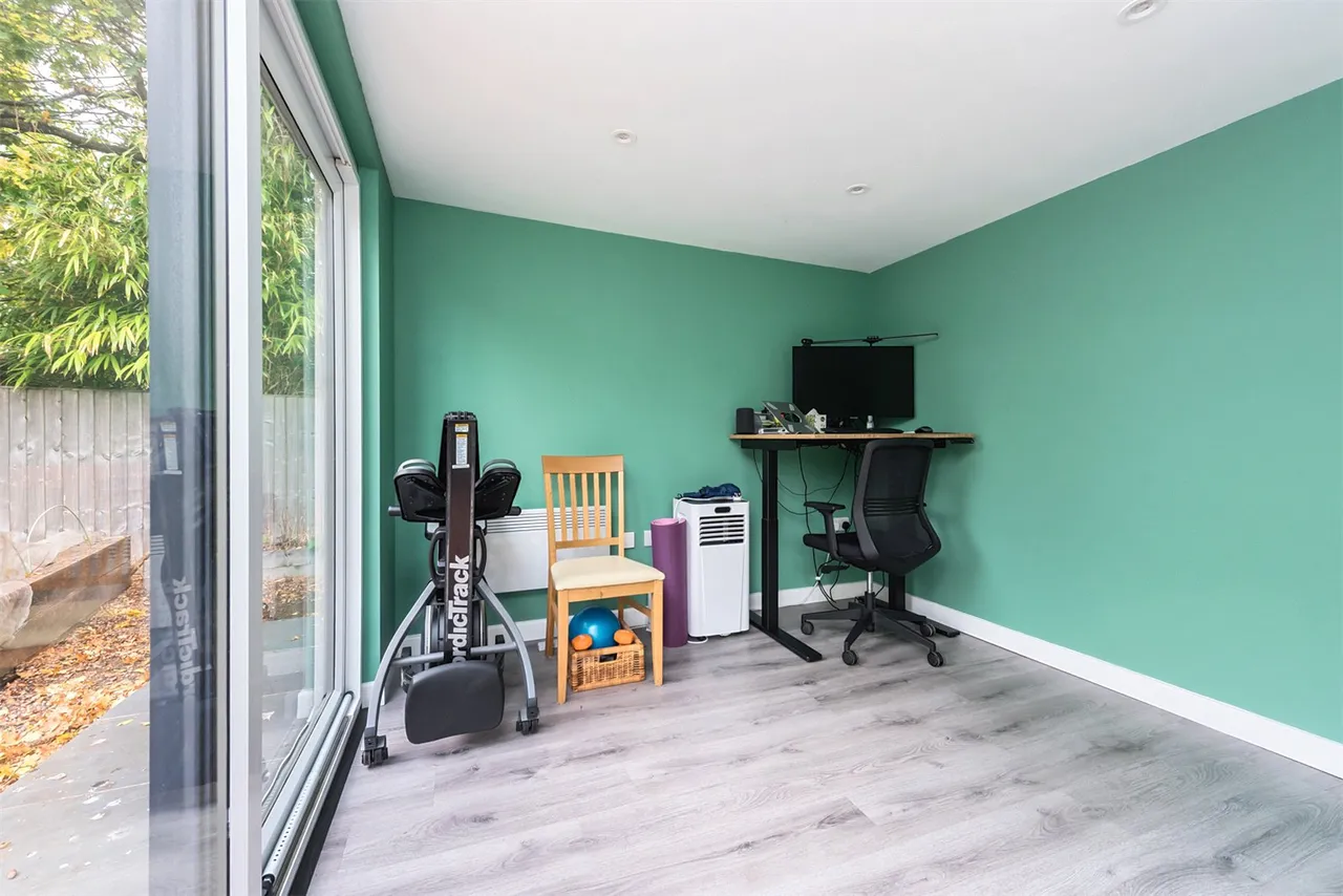 Firacre Road, Ash Vale, Guildford, Surrey, GU12 5JT, photo 19