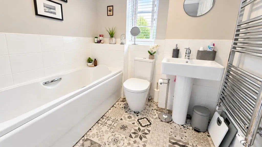 Cripps Road, Roade, photo 12