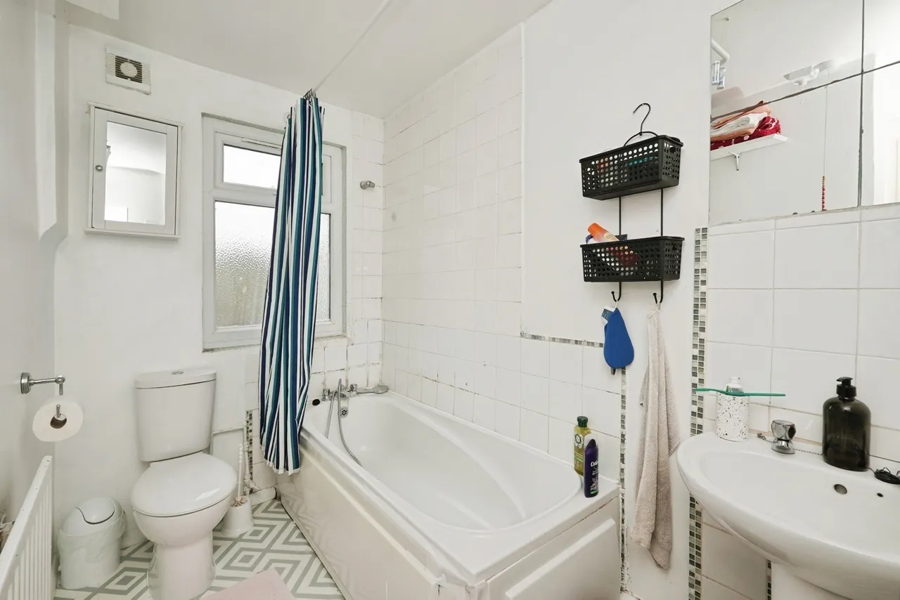 Sandgate Road, Folkestone, Kent, CT20, photo 18