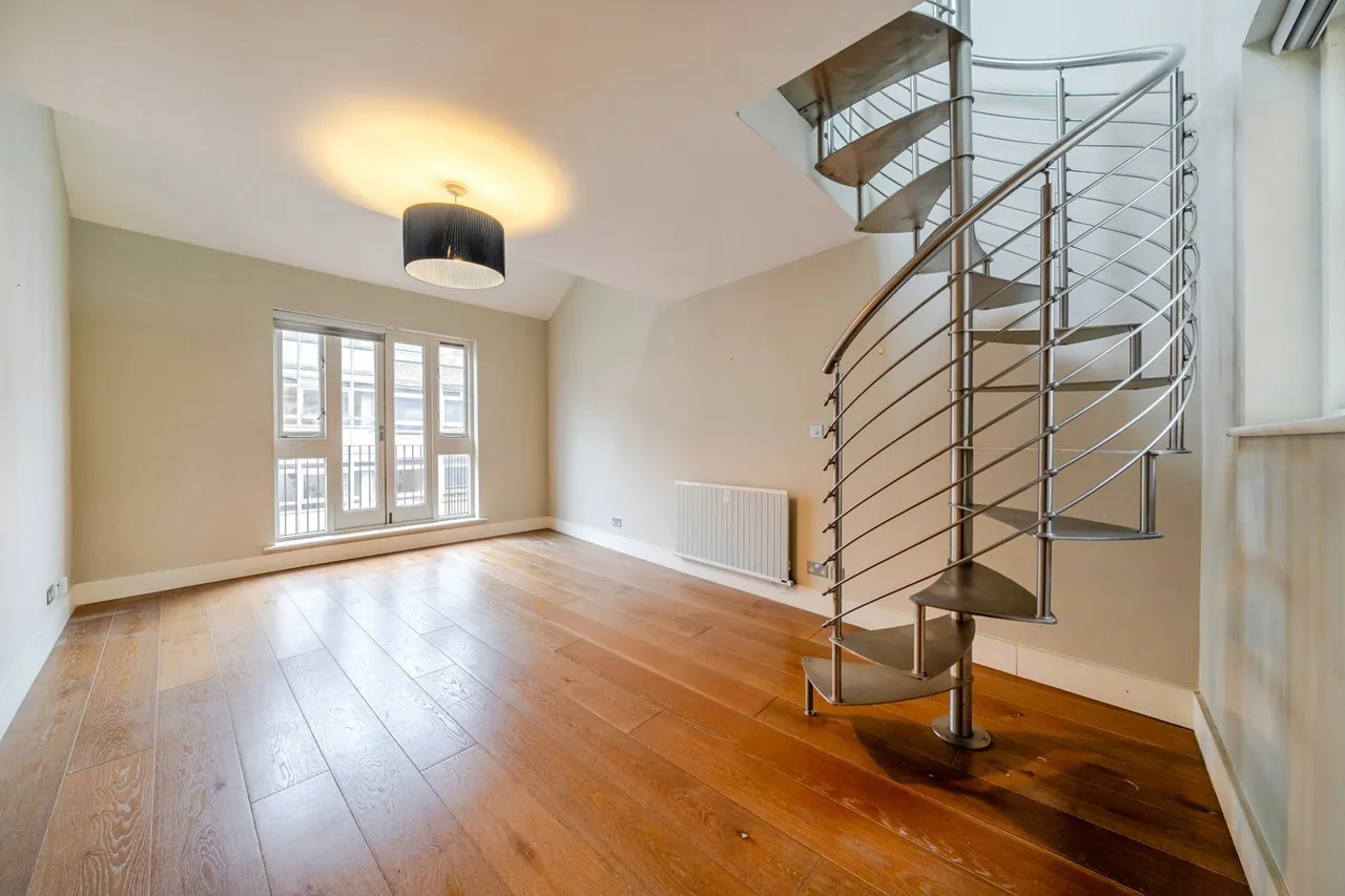 Gainsford Street, SE1, photo 2