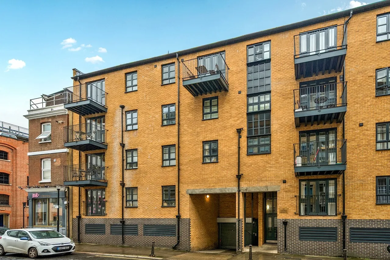 2 bed flat for sale — Gainsford Street, SE1