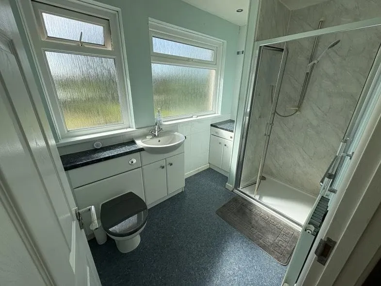 Nut Tree Close East Huntspill, Somerset TA9 3PN, photo 16
