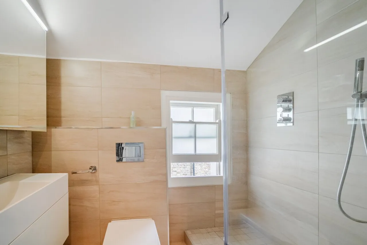 Beauchamp Road, London, SW11, photo 6