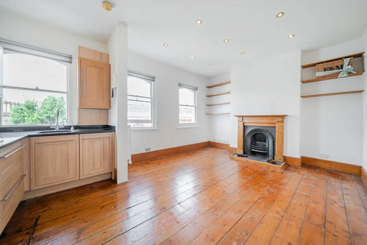 Beauchamp Road, London, SW11, photo 8