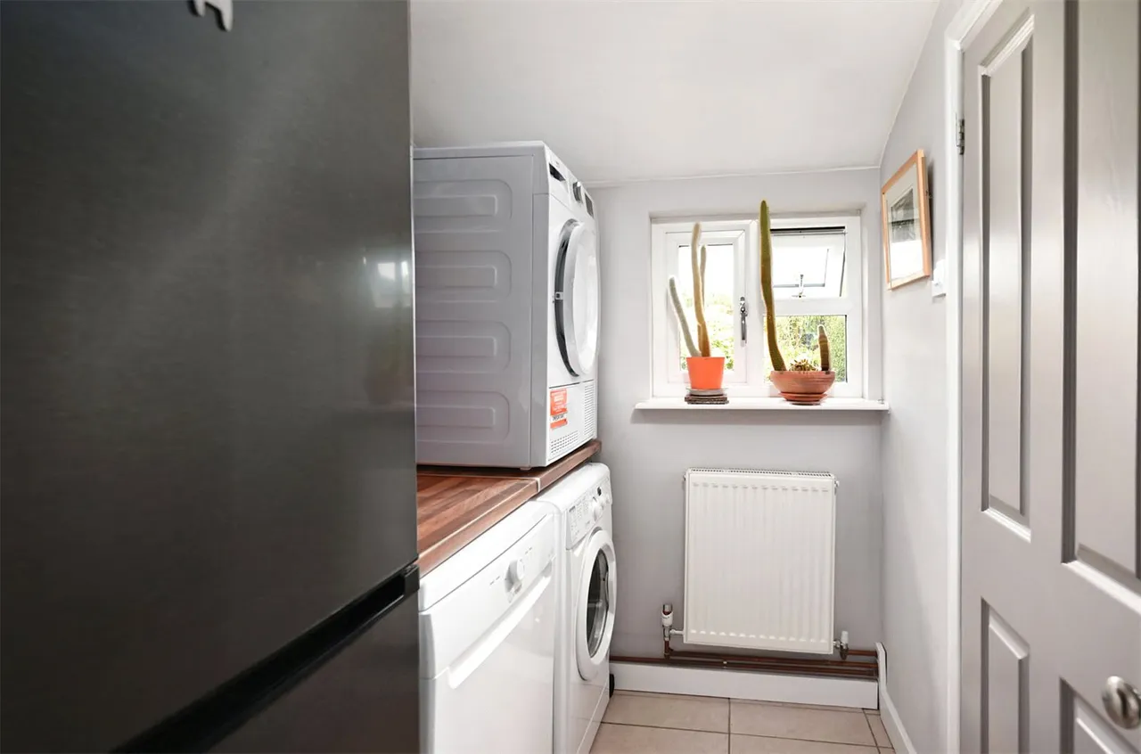 College Road, Ash Vale, Guildford, Surrey, GU12 5BY, photo 13
