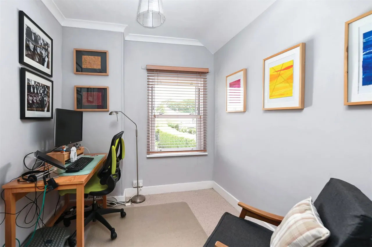 College Road, Ash Vale, Guildford, Surrey, GU12 5BY, photo 11