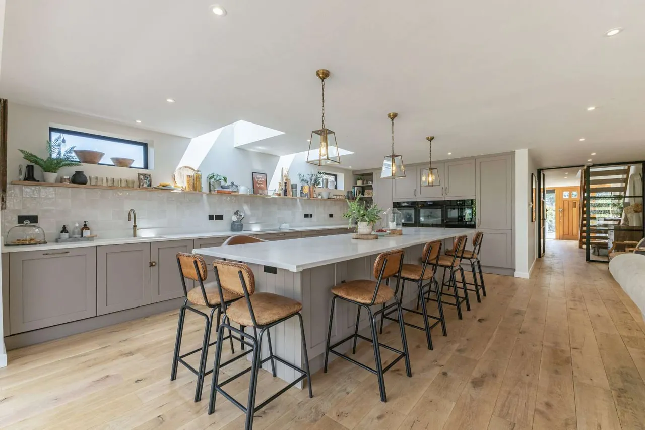 Daniells Walk, Lymington, Hampshire, SO41 3PN, photo 8