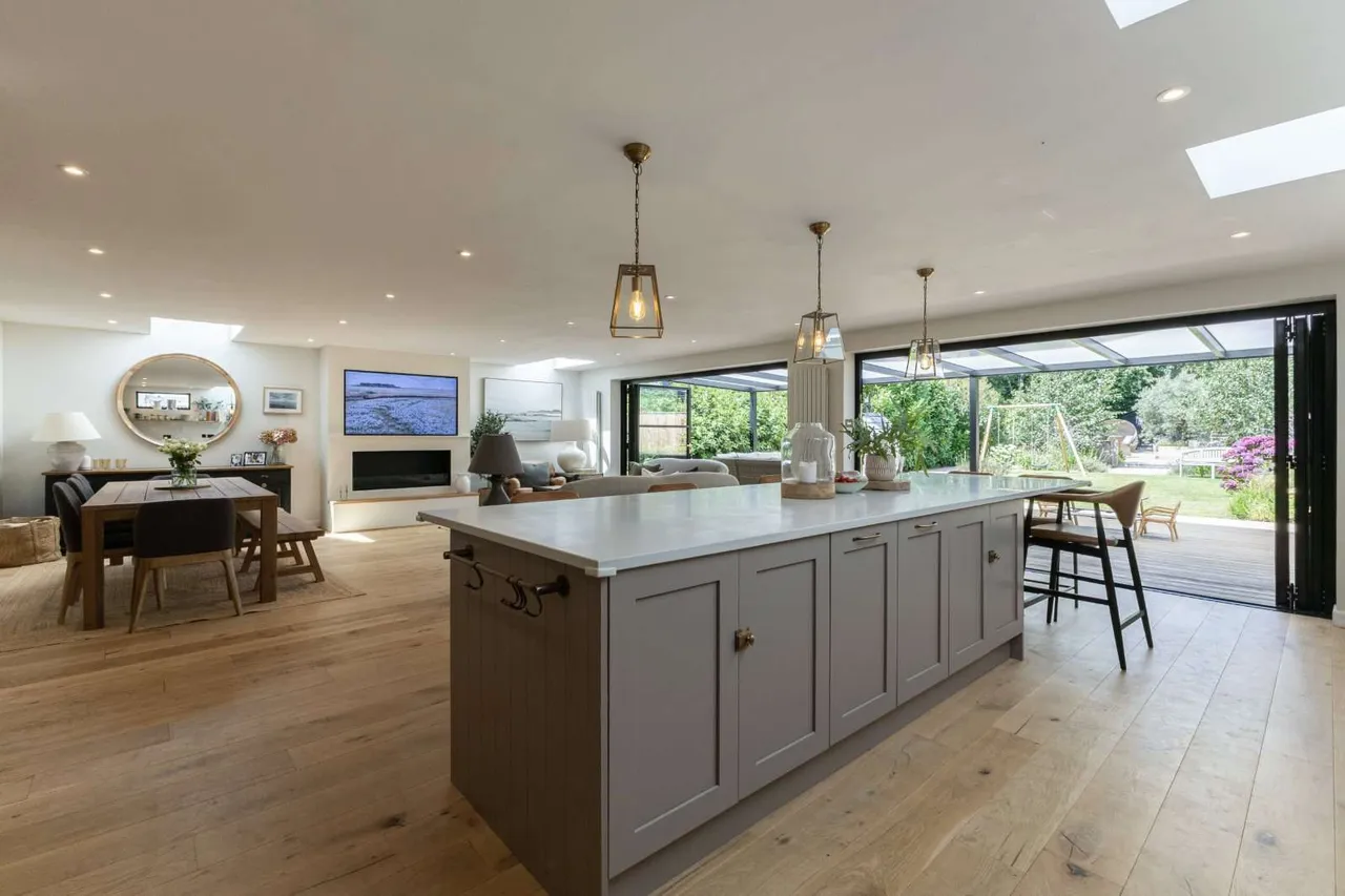 Daniells Walk, Lymington, Hampshire, SO41 3PN, photo 7