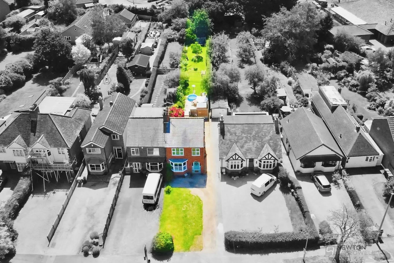 Sketchley Road, Burbage, LE10, photo 2