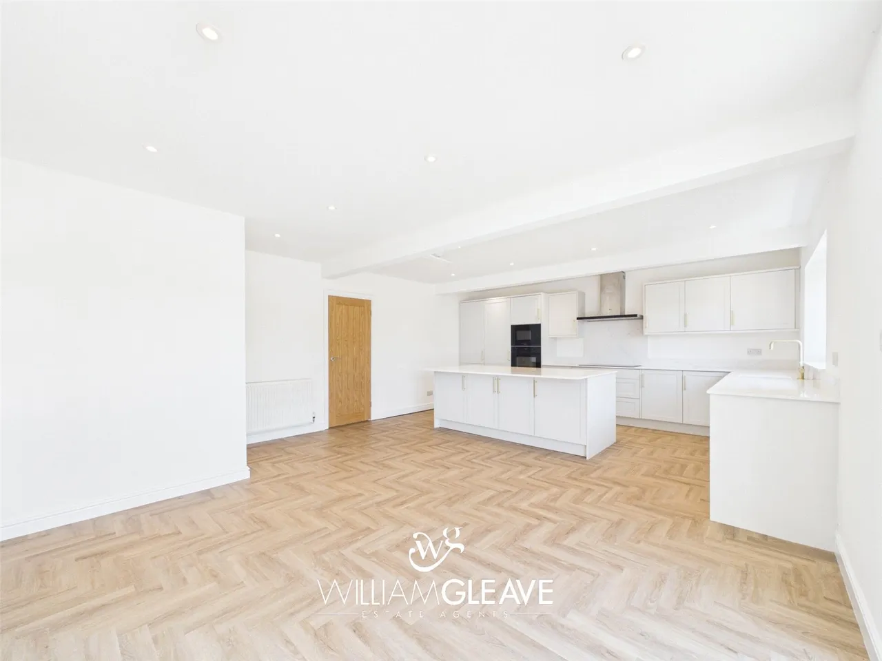 Tal Y Fan, Glan Conwy, Colwyn Bay, Conwy, LL28 5NG, photo 9