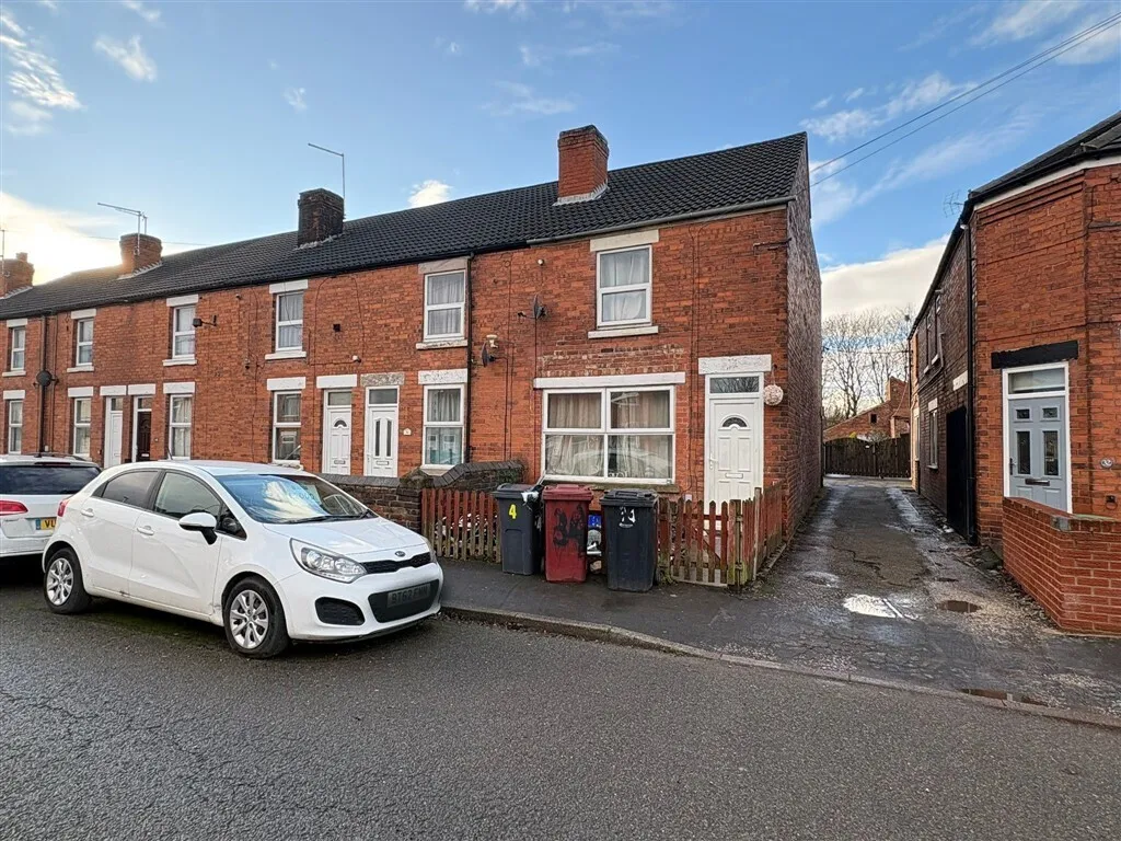 Welbeck Street, Creswell, S80, photo 2