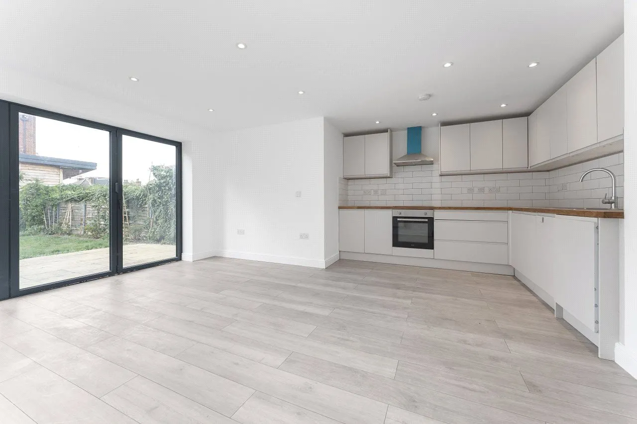 The Broadway, Sutton, Surrey, SM14BX, photo 2