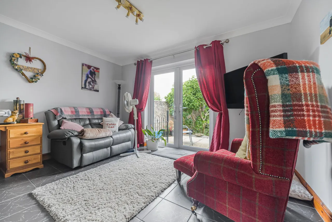 Wernoleu Road, Ammanford, SA18 2JL, photo 9