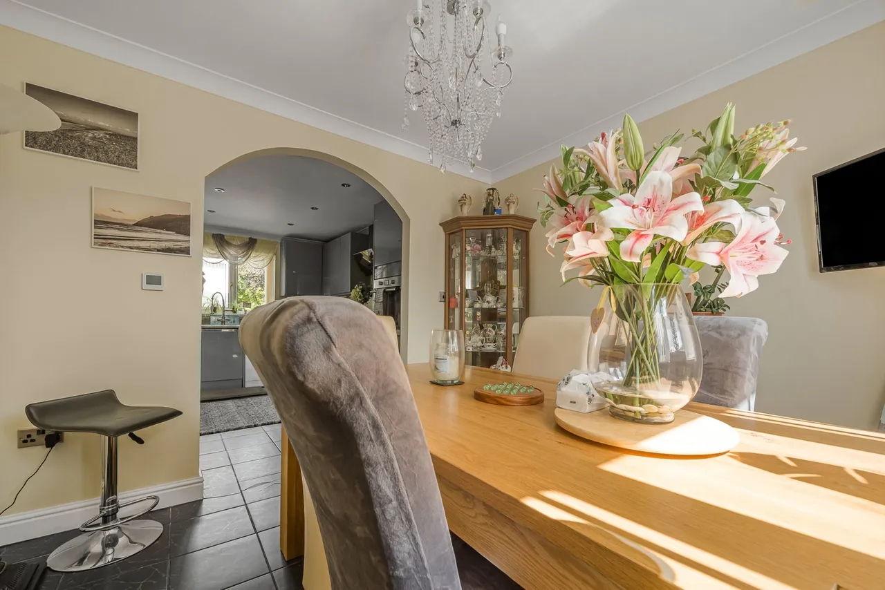 Wernoleu Road, Ammanford, SA18 2JL, photo 8