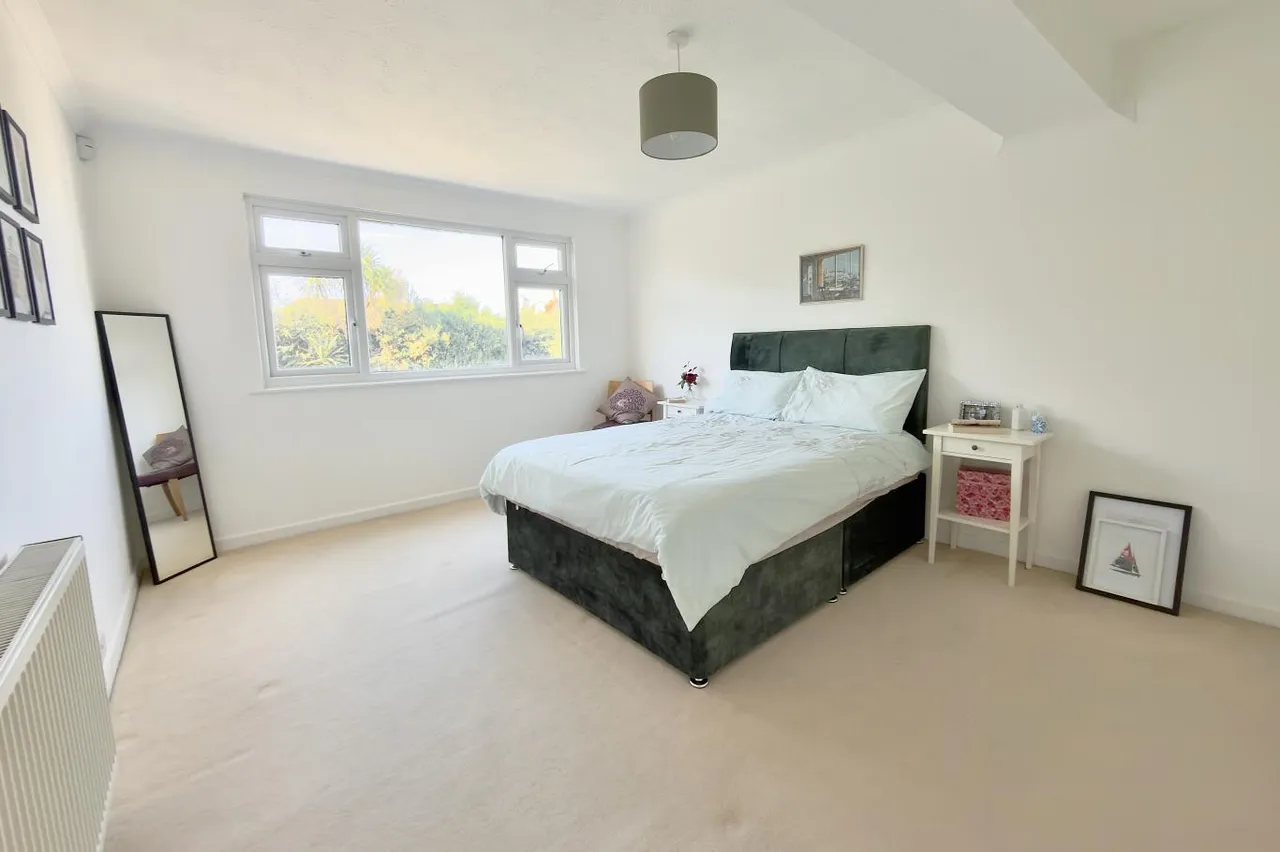 Copsewood Avenue, BH8, photo 17